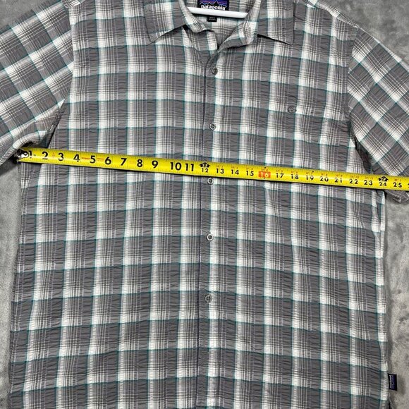 Patagonia Plaid Seersucker Short‎ Sleeve Button Mens XL Shirt Gray White Teal - Picture 4 of 6